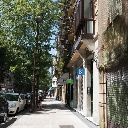 Modern In Romantic Quarter * San Sebastian